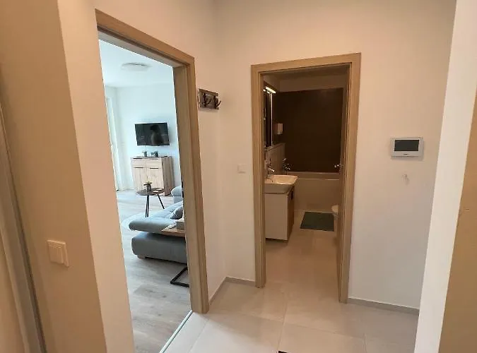 Mistral Helka Apartamento *